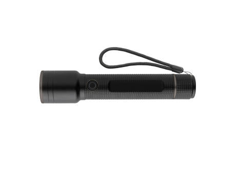 Große Gear X Taschenlampe aus RCS recycelt. Alu mit USB-Akku