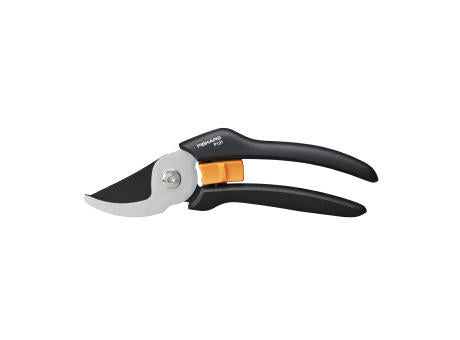 Fiskars Solid Bypass-Gartenschere P121