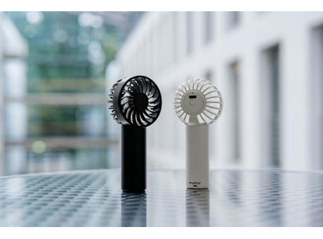 BREEZY 2 Handventilator pustet die Hitze einfach weg!