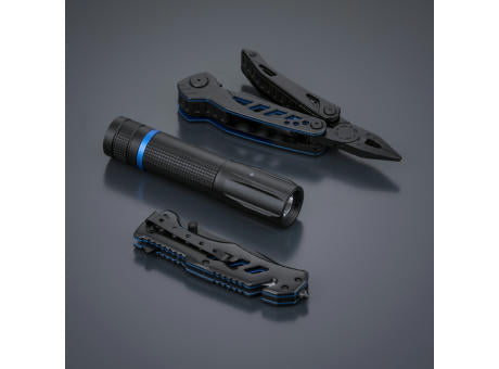 Multitool, Rettungsmesser & kleine Taschenlampe