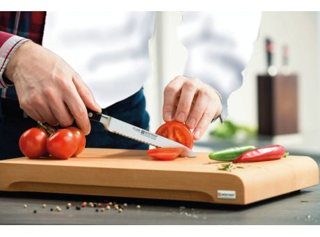Wüsthof CLASSIC Aufschnittmesser mit Wellenschliff 14cm