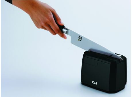 Kai Elektrischer Messerschärfer inkl. Schleifeinheit & Poliereinheit