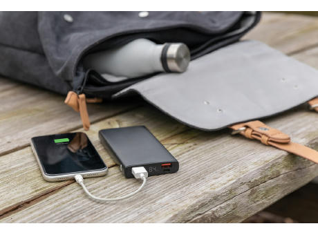 18W PD Powerbank mit 10.000 mAh aus Aluminium
