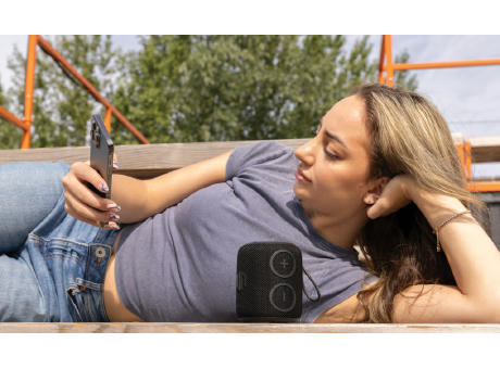 Urban Vitamin Palmdale 16W IPX 7 Speaker aus RCS rPlastik