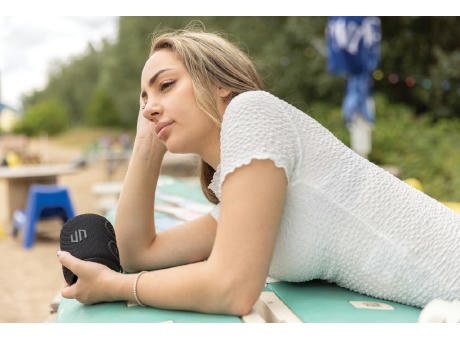Urban Vitamin Palmdale 16W IPX 7 Speaker aus RCS rPlastik