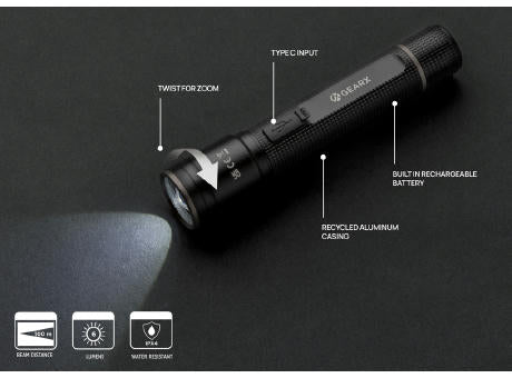 Gear X Taschenlampe aus RCS recycelt. Aluminium mit USB-Akku