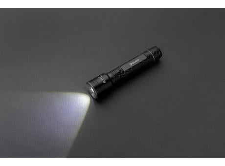 Große Gear X Taschenlampe aus RCS recycelt. Alu mit USB-Akku