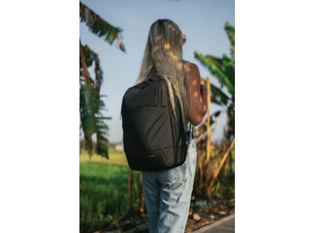 Swiss Peak AWARE™ moderner 15,6" Laptop-Rucksack