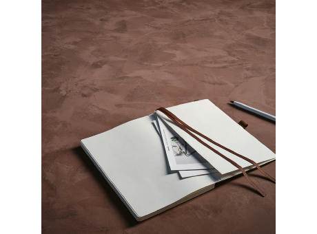 Steinbeck A5 Notizbuch Holzmaserungseinband. 196 Seiten aus 70gsm FSC®