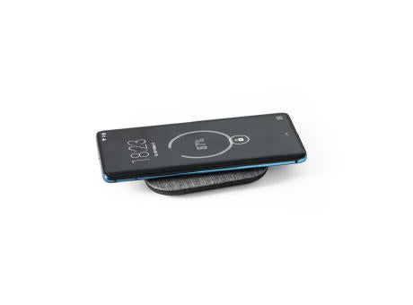 RENEWAL CHARGER. Schnelles 10W wireless Ladegerät aus recyceltem PET (100 % rPET)