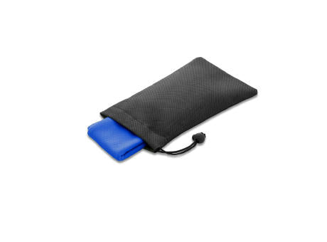 BERNAL. Sporthandtuch aus recyceltem Polyester (100% rPET) dient zur Erfrischung mit Vliesstoffbeutel