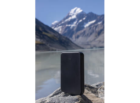 Boostcore 5.000mAh Powerbank aus RCS rec. Kunststoff