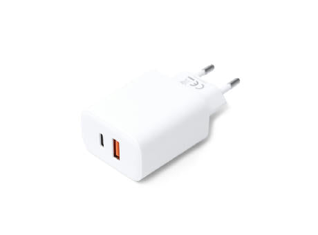TRAVEL ADAPTER WHITE