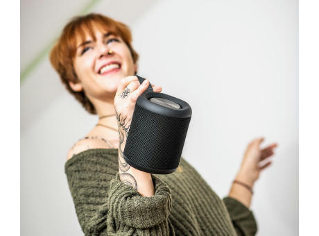 BOOM! Kleiner Lautsprecher mit grossem 30W Sound
