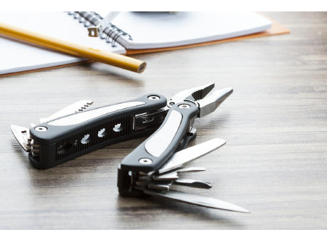 Multi-Tool Fix It
