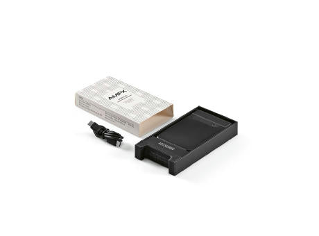 Ampx Powerbank aus rABS mit 6000 mAh.Lädt das Smartphone 2–3 Mal auf