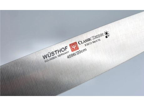 Wüsthof CLASSIC IKON Santoku mit Kullenschliff 17cm