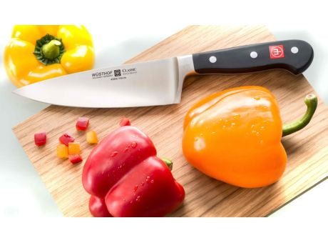 Wüsthof CLASSIC Kochmesser mit Kullenschliff 20cm