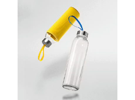 Glasflasche 500ml mit farbiger Neoprenhülle, der silberfarbene Metalldeckel ist mit einer farbigen Schlaufe versehen