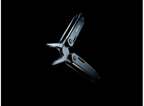 Gear X Multitool mit Zange