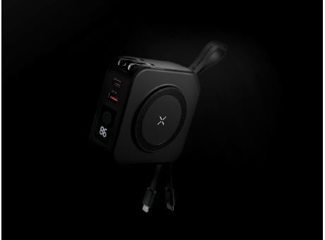 Urban Vitamin Saratoga 5-in-1 universal Charger