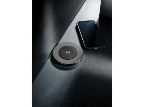 Terra 10W Wireless Charger aus RCS recyceltem Aluminium