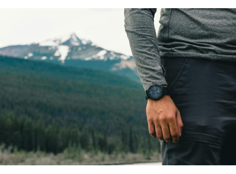 Swiss Peak Watch aus RCS recyceltem TPU