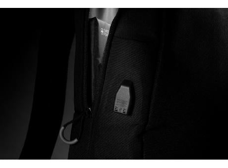 Swiss Peak AWARE™ RFID und USB A-Laptop-Rucksack