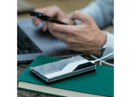 Voltix Powerbank aus rABS mit 10000 mAh. 18 W. LED-Anzeige
