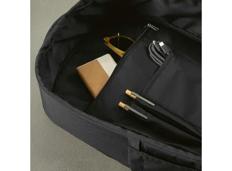 Budapest 16L Rucksack aus rPET. Vordertasche. Laptops bis 17"