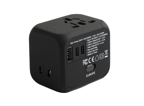 Universal-Reiseadapter
